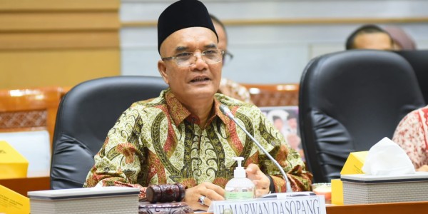 Setuju Biaya Haji 2026 Turun Rp 2 Juta, Komisi VIII Pastikan Kualitas Pelayanan Justru Lebih Baik