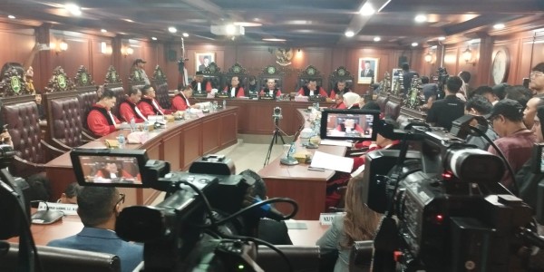 MKD Gelar Sidang Lanjutan Terhadap Lima Anggota DPR Nonaktif, Termasuk Ahmad Sahroni, Uya Kuya, dan Eko Patrio