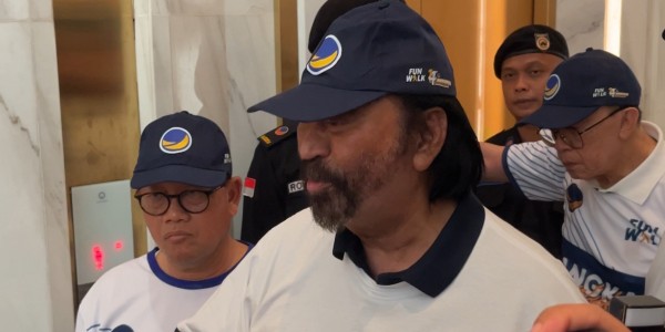 Surya Paloh Hormati Keputusan MKD Sanksi Sahroni dan Nafa Urbach