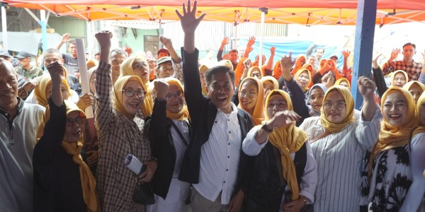 Mamat Rachmat Serap Aspirasi Warga Bandung: Dari Ijazah Tertahan hingga Akses BPJS