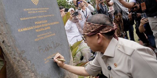 Fadli Zon Resmikan Penataan Kawasan dan Purna Pugar KCBN Muarajambi
