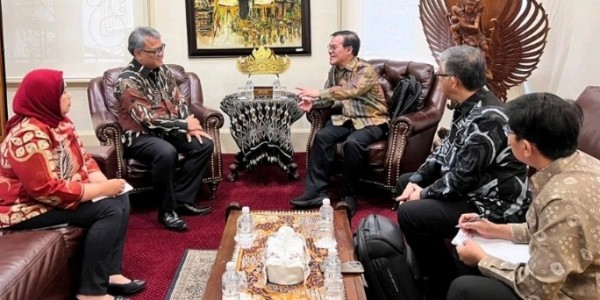 Kemenpora Dorong Penguatan Program Pertukaran Pemuda Indonesia–Australia