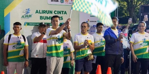 Taufik Hidayat Apresiasi Digelarnya AliRun Cinta Bumi