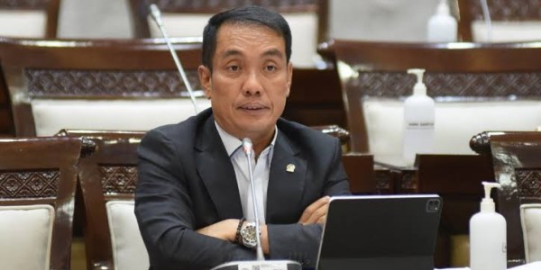 Pimpinan Komisi XI Optimistis Pertumbuhan Ekonomi 2026 Tembus 6 Persen