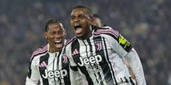 Juventus Mantap di Tiga Besar, Pisa Jadi Korban