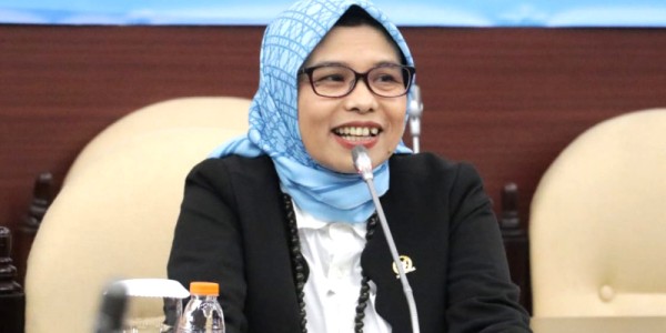 Ancaman Superflu, Pemerintah Diminta Gencarkan Pemakaian Masker di Ruang Publik