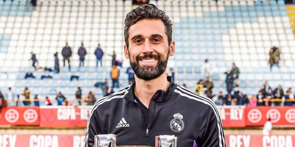 Gejolak di Bernabéu: Alonso Out, Arbeloa In