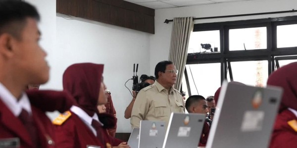 Prabowo Tegaskan Sekolah Rakyat Bukti Negara Ingin Selamatkan Generasi Penerus Bangsa