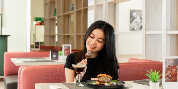 ARTOTEL Harmoni Jakarta Sajikan Pengalaman Kuliner Manis Bersama Magnum