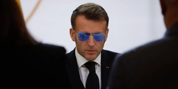 Macron Tegaskan Tidak Ada Pertemuan G7 di Paris