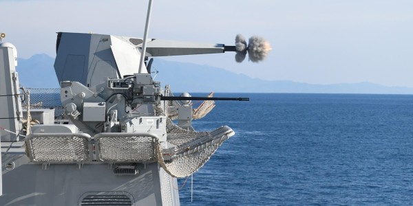 KRI Prabu Siliwangi-321 Jalani Uji Tembak Meriam Perdana