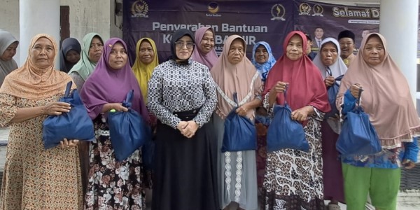 Siti Qomariyah Tekankan Transparansi Pemerintahan Desa Pantai Bakti