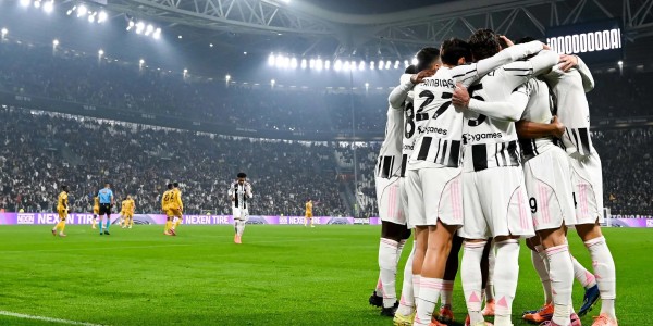 Juventus Hancurkan Parma 4-1, Naik ke Posisi Empat Klasemen Serie A