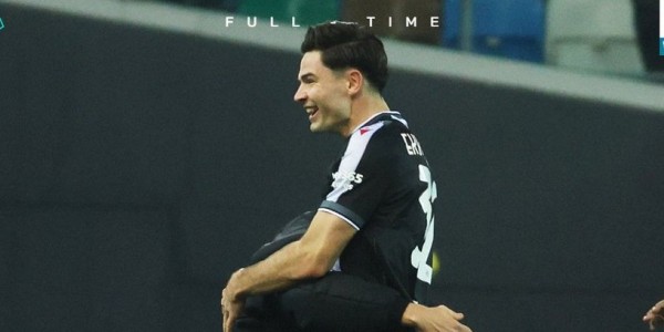 Gol Tendangan Bebas Ekkelenkamp Bungkam AS Roma
