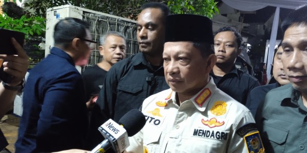 Mendagri Sampaikan Duka Mendalam atas Wafatnya Istri Jenderal Hoegeng