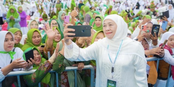 Presiden Prabowo Didampingi Gubernur Khofifah Hadiri Mujahadah Kubro Satu Abad NU di Malang