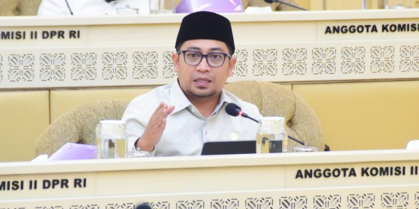 Jadi Pilar Utama Demokrasi, Anggota DPR Sebut Peran Pers Tak Tergantikan AI
