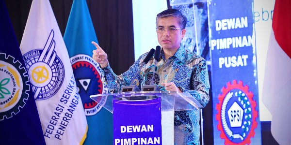 Menaker Minta Anggota Serikat Pekerja Punya Minimal Satu Sertifikat Keahlian
