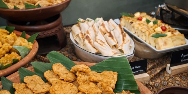 Front One Hotel Mesir Surabaya Hadirkan “Jejak Rasa Nusantara” untuk Ramadan