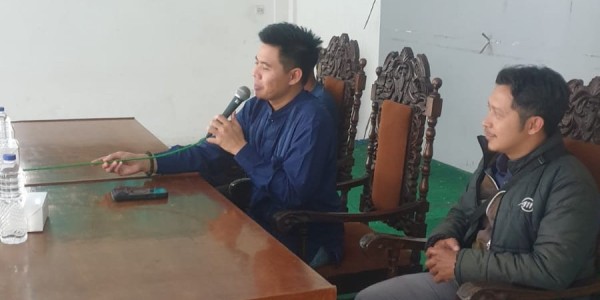 Anggota DPRD Jabar Dorong Digitalisasi UMKM Desa di Megamendung Agar Naik Kelas