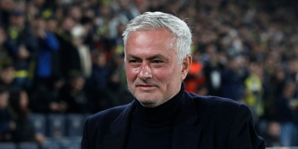 Mourinho Waspadai Kebangkitan Real Madrid di Playoff Liga Champions