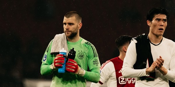 Maarten Paes Debut Bersama AFC Ajax, Ditahan NEC Nijmegen 1-1