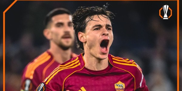AS Roma Pesta Gol ke Gawang Cremonese, Kukuh di Empat Besar