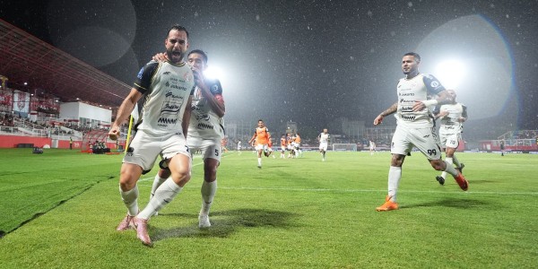 Persija Jakarta Curi Kemenangan Dramatis atas Malut United, Pepet Persib di Puncak Klasemen