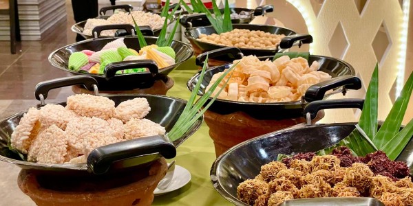 Grand Inna Tunjungan Hadirkan Suasana Ampel ke Meja Makan Lewat "The Culinary Journey"