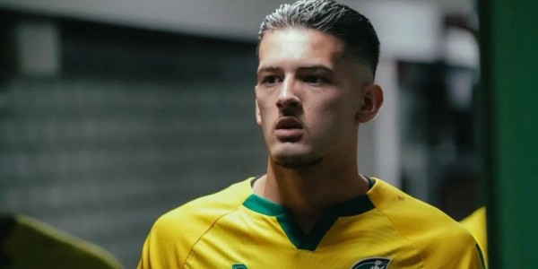 Justin Hubner Cetak Gol, Fortuna Sittard Tundukkan NEC 3-2 di Goffertstadion