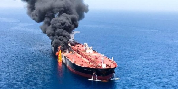 Kapal Tanker Diserang di Lepas Pantai Oman, Qatar Kecam Serangan terhadap Duqm