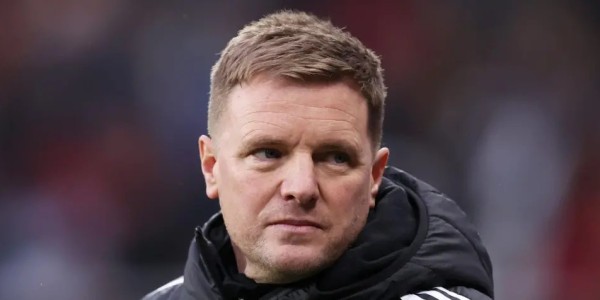 Eddie Howe Kecewa Berat: Pertahanan Newcastle Runtuh Saat Dibantai Barcelona