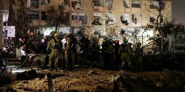 Iran Hantam Fasilitas Nuklir Israel di Dimona, 100 Orang Terluka
