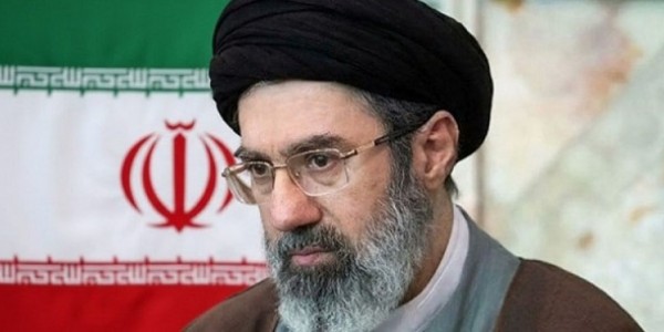 Ayatollah Khamenei Sampaikan Duka atas Gugurnya Kamal Kharrazi