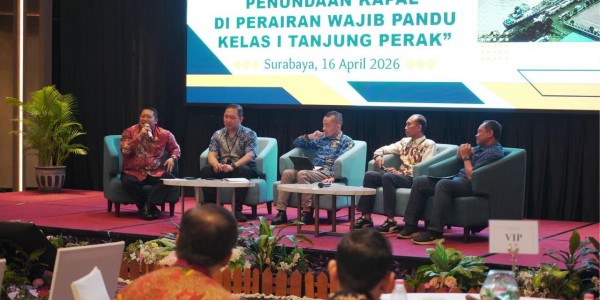 Kolaborasi Terminal Teluk Lamong dengan KSOP Utama Tanjung Perak Hadirkan Eazi Dalam Transformasi Layanan Operasional Pelabuhan