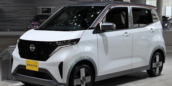 Nissan Sakura Hadir dengan Wajah Baru, Tantang Dominasi EV Kompak di Jepang