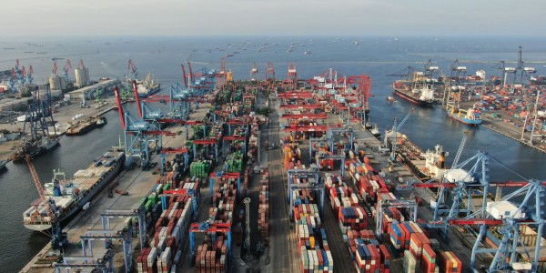 Pelindo Terminal Petikemas Tunjukkan Kinerja Positif di Tengah Gejolak Global