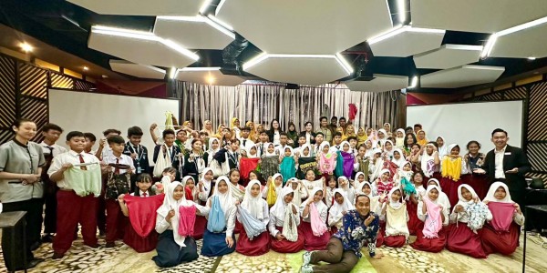 Mercure Surabaya Grand Mirama Ajak Pelajar Daur Ulang Tekstil di Hari Bumi 2026