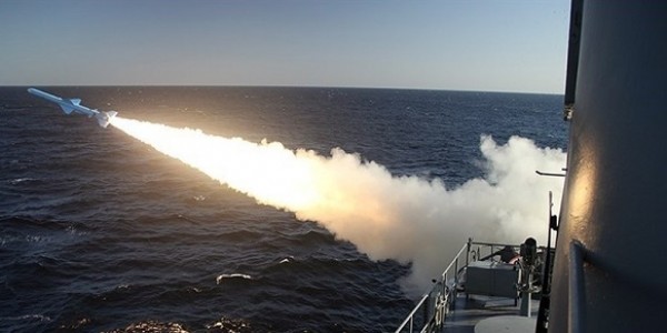 Iran Peringatkan AS: Blokade Maritim Akan Dibalas Keras, Ketegangan di Selat Hormuz Meningkat