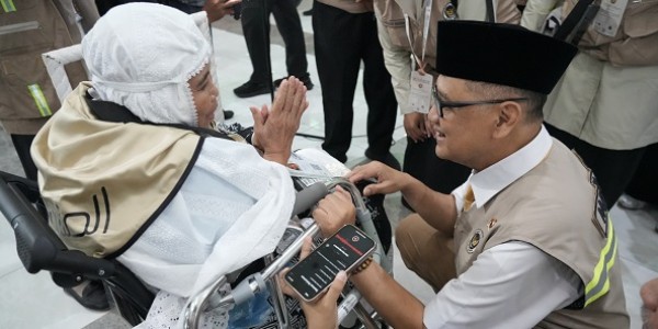 Menhaj Mochamad Irfan Yusuf Pastikan Jemaah Haji Nyaman 