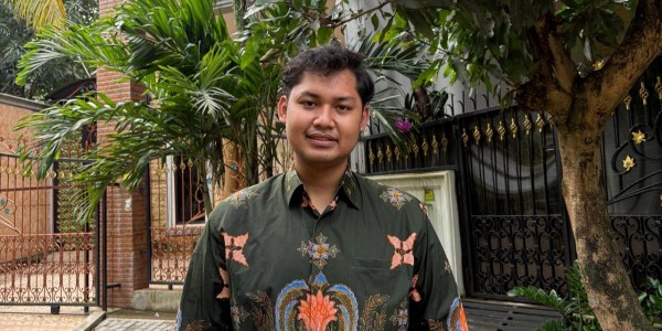 Hardiknas 2026: Pendidikan Kita Sedang Berlari Maraton atau Asyik di Treadmill?