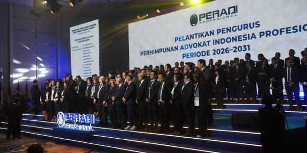 Deretan Elite Penegak Hukum dan Pejabat Hadir di Pelantikan PERADI Profesional
