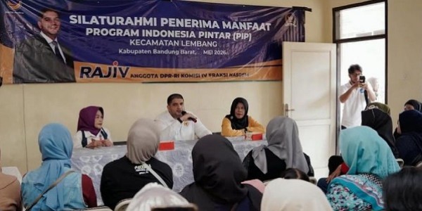 Rajiv Salurkan 50 Beasiswa PIP untuk Siswa Berkebutuhan Khusus di Lembang