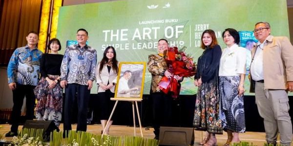 Mulai Usaha dari Nol, Founder JHL Group Jerry Hermawan Lo Luncurkan Buku “The Art of Simple Leadership”