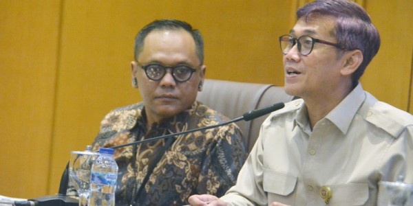 Dialektika Demokrasi "Komitmen Bersama Menjaga Keselamatan Jemaah dan Keamanan Pelaksanaan Haji 2026"