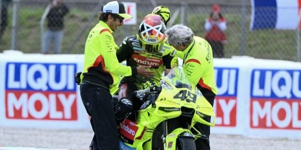 Fabio Di Giannantonio Raih Kemenangan Dramatis di MotoGP Catalunya