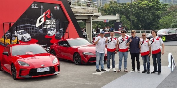 Toyota GR Car Meet 2026 Kumpulkan 21 Komunitas dan 400 Mobil di GBK