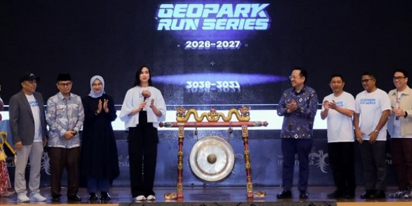 Geopark Run Series Diluncurkan, Irman Gusman Dorong Sport Tourism Jadi Motor Ekonomi Daerah