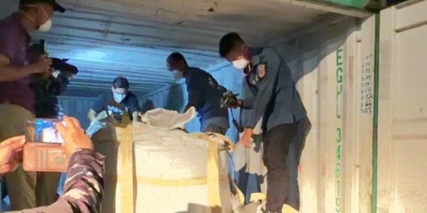 Kuasa Hukum Memprotes Pembongkaran Paksa 15 Kontainer PT PMM