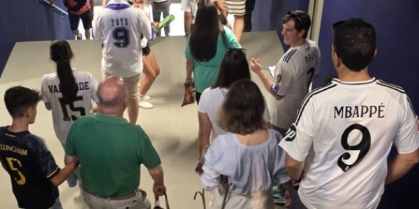 Perpisahan Penuh Emosi di Bernabeu, Arbeloa Tinggalkan Jejak Mendalam di Ruang Ganti Madrid
